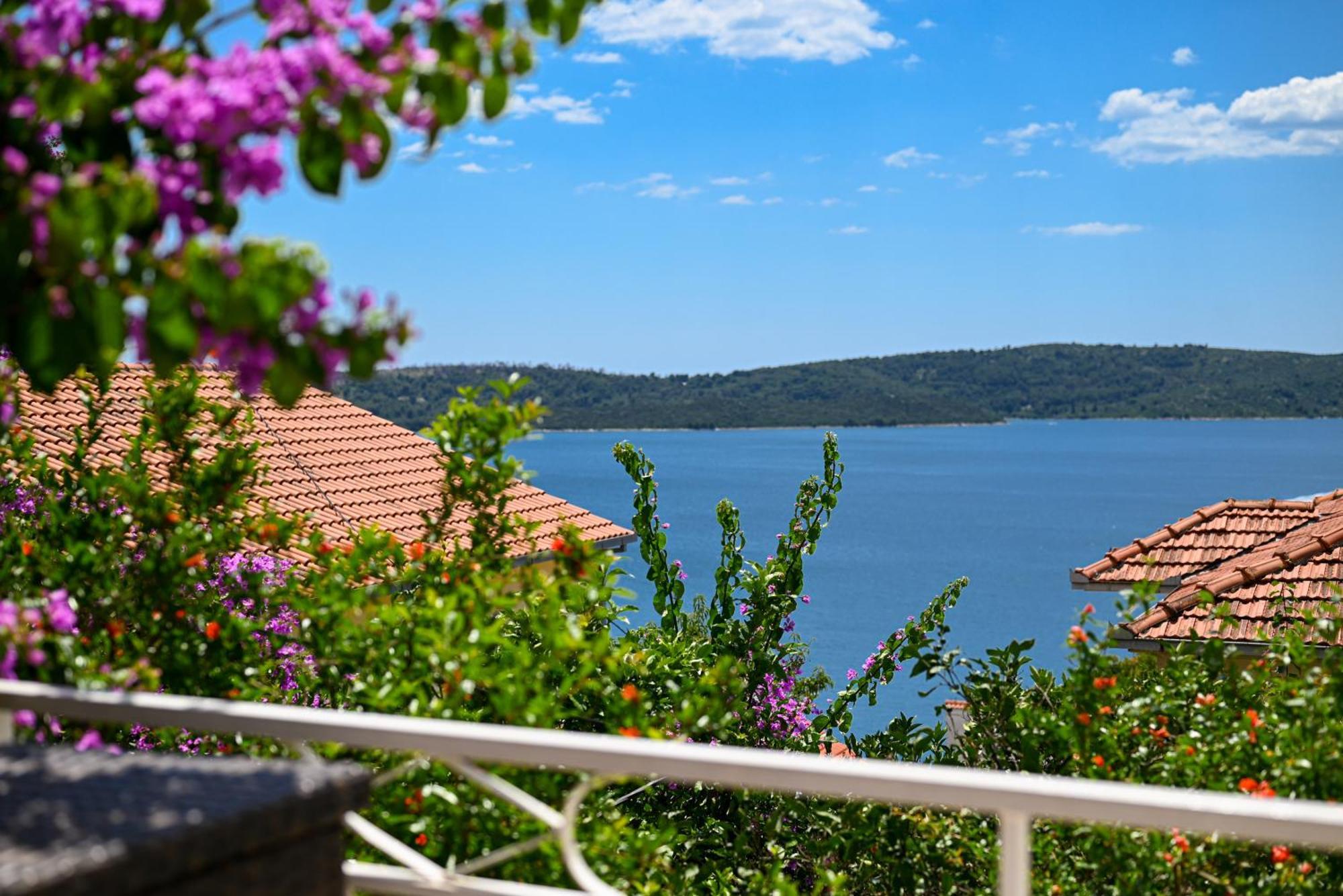 Apartment Spira Puovica Trogir Cameră foto